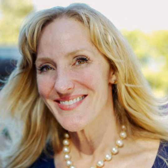 Lara Dickinson